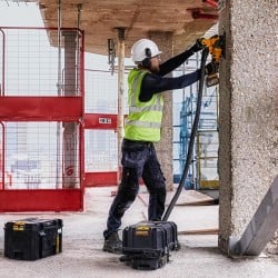 Bruzdownica DEWALT DCG200T2 54V 2x6Ah BL 125 TSTAK