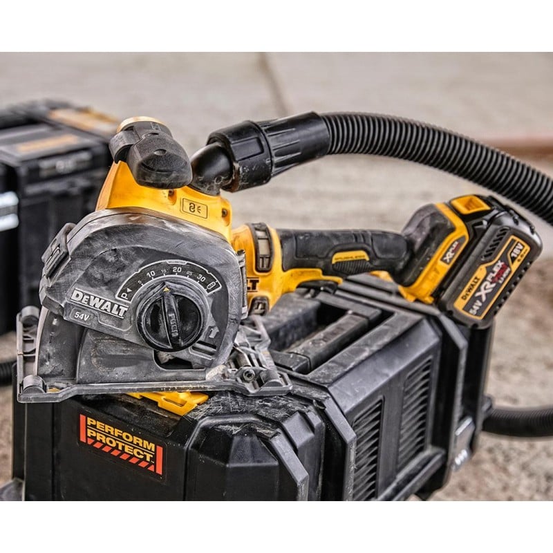 Bruzdownica DEWALT DCG200NT 54V BL125mm body TSTAK