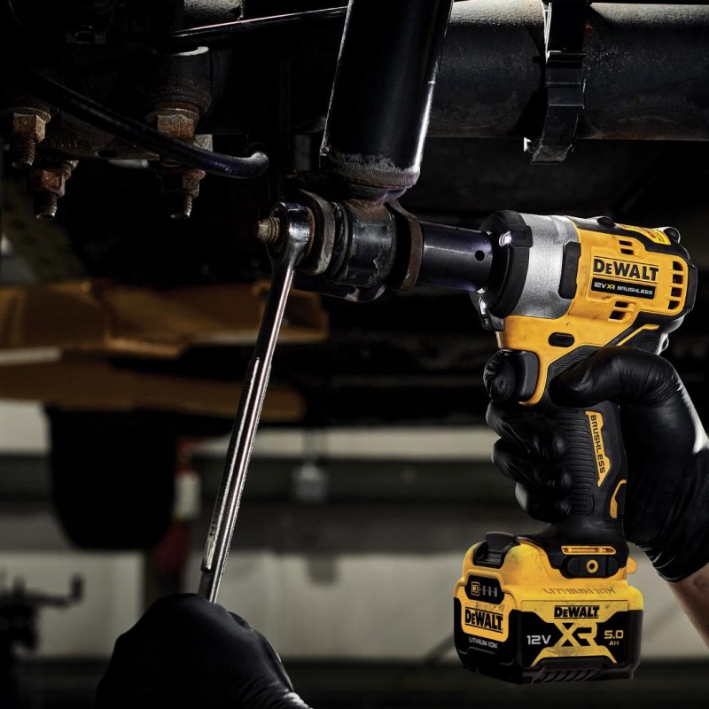 Klucz udarowy 12V 340Nm 1/2' 2x5Ah DeWALT DCF901P2