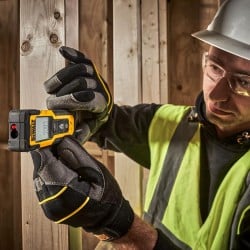 Dalmierz laserowy 30m LCD DeWALT DWHT77100