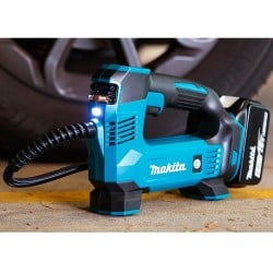 Akumulatorowy minikompresor 18V LXT 12l/min, 8.3 bar Makita DMP180Z + zestaw zasilający 1x5Ah 18V, ładowarka