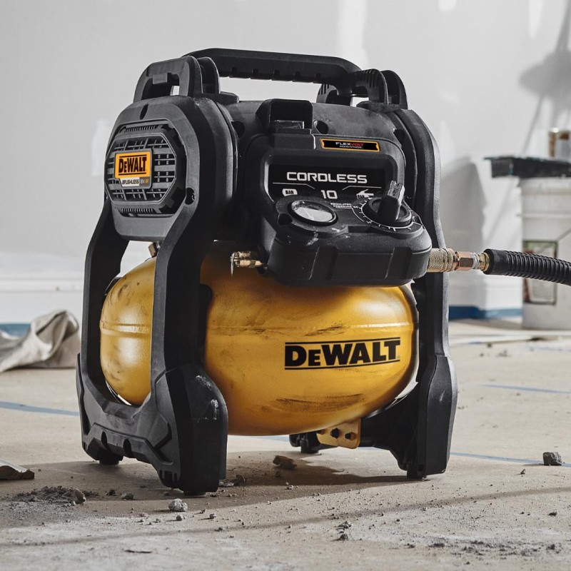 Kompresor 18V 9,6bar 10L 300W DeWALT DCC1018N-XJ