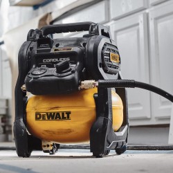 Kompresor 18V 9,6bar 10L 300W DeWALT DCC1018N-XJ