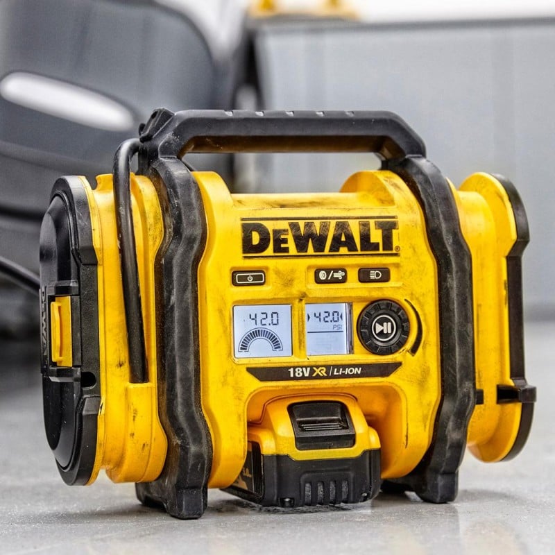 Kompresor akumulatorowy DEWALT DCC018N 18V 11 bar