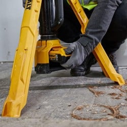 Lampa DEWALT DCL079 18V LED statyw body