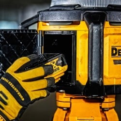 Lampa DEWALT DCL074-XJ 18V 5000lm LED body
