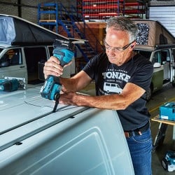 Narzędzie wielofunkcyjne 18V 1x3Ah Makita DTM52Z