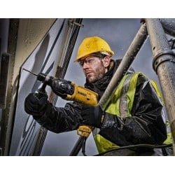 Młotowiertarka DeWalt D25033K SDS+ 710W 2,0J