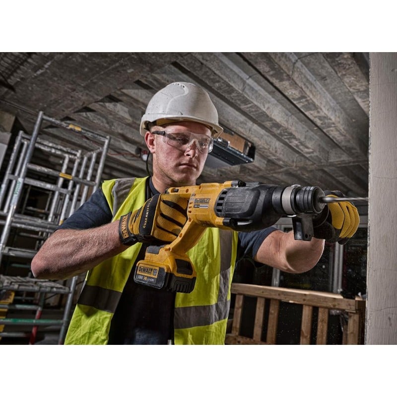 Młotowiertarka DeWALT DCH133M2 18V 2x4Ah SDS+ 2,6J