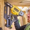 Gwoździarka akumulatorowa DeWALT DCN930P2 18V XR BL 33° 50-90mm 2x5Ah walizka