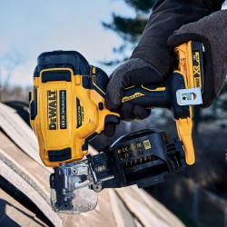 Gwoździarka bębnowa DeWALT DCN45RNN 18V XR BL BODY karton