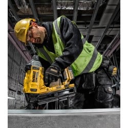 Gwoździarka osadzak do betonu DeWALT DCN890N 18V BL XR BODY walizka