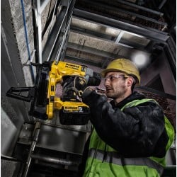 Gwoździarka osadzak do betonu DeWALT DCN890N 18V BL XR BODY walizka