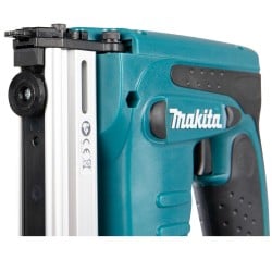 Zszywacz akumulatorowy Makita DST221Z 10-22mm 18V body