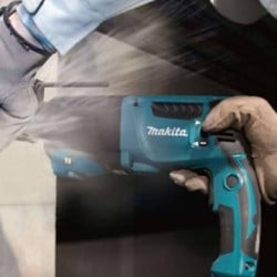 Młotowiertarka Makita HR2630 800 W SDS+ 2,4J