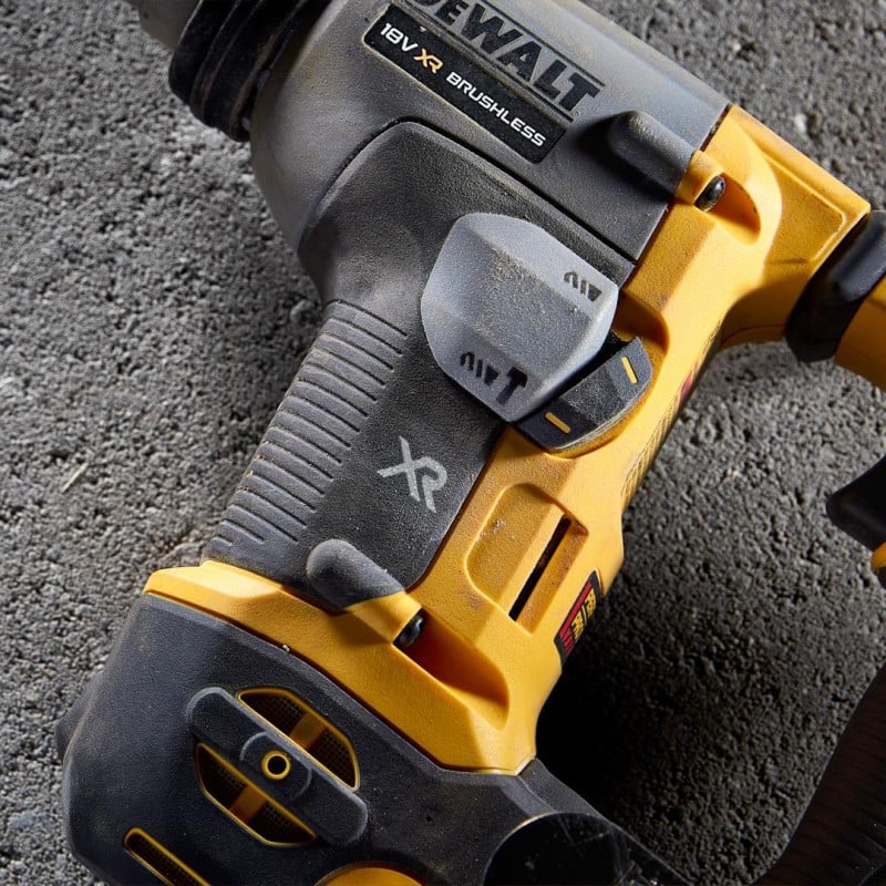 Młotowiertarka SDS+ 1,4J 18V 2x2Ah DeWALT DCH172D2