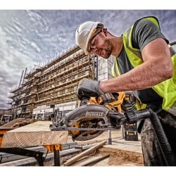 Pilarka tarczowa DEWALT DCS577T2 54V 190mm 2x6Ah