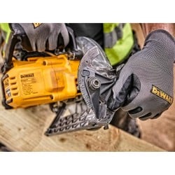Pilarka tarczowa DEWALT DCS577T2 54V 190mm 2x6Ah