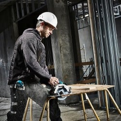 Pilarka tarczowa 18V 165mm 2x5Ah Makita DHS660RTJ