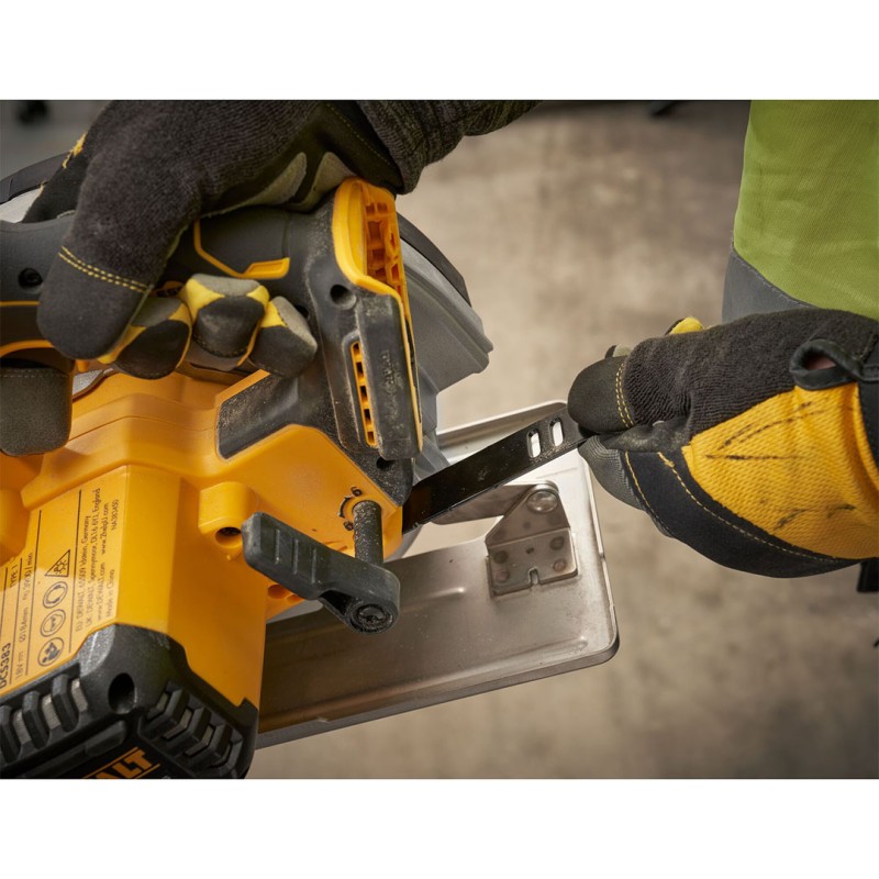Pilarka do metalu DeWALT DCS383H2 18V XR POWERSTACK BL 2x5Ah 184mm walizka