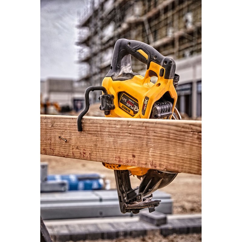 Pilarka tarczowa DeWALT DCS577N FLEXVOLT XR BL 54V 190mm z tarczą