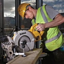 Pilarka ukośnica z posuwem DeWALT DWS778 1850W 250mm wskaźnik XPS kapówka