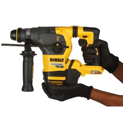 Bezszczotkowa młotowiertarka akumulatorowa 54V XR 3,5 J 3-funkcyjna LED DeWALT DCH333NT BODY walizka