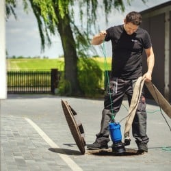 Pompa z rozdrabniaczem GEKO G81424 550W 2" do brudnej wody