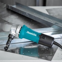 Nożyce skokowe do blachy falistej i trapezowej, 550W Makita JN1601