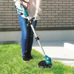 Podkaszarka do trawy 12V 2x4Ah MAKITA UR100DSME