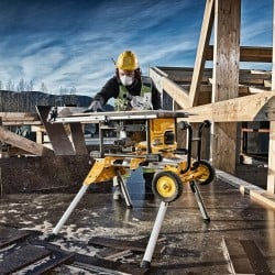 Pilarka stołowa DEWALT DCS7485T2 54V 210mm XR 2x6A