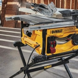 Pilarka stołowa + stół DE7400 DeWALT DWE7485RS