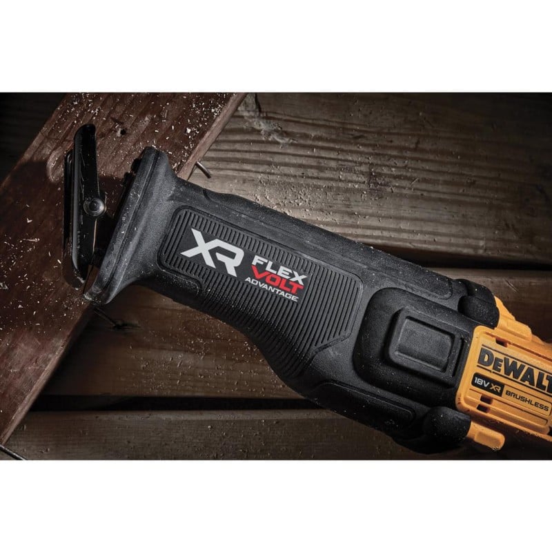 Pilarka szablasta lisi ogon 18V DeWALT DCS386T1