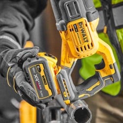 Pilarka szablasta lisi ogon 18V DeWALT DCS386T1