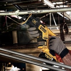 Piła szablasta lisica 18V 2x5Ah DeWALT DCS367H2T