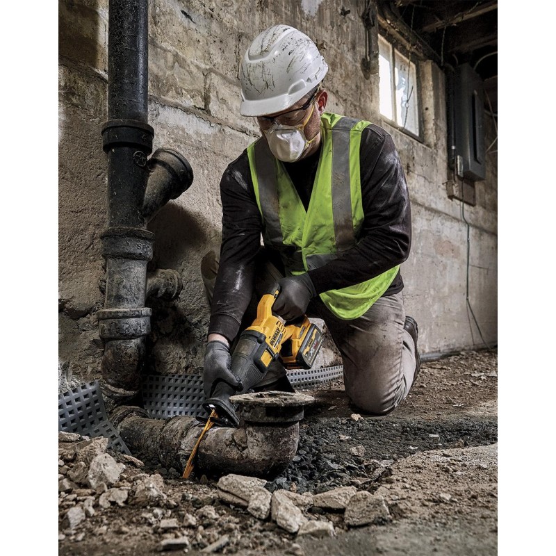 Pilarka szablasta 54V BODY FlexVolt DCS389N DEWALT