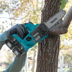 Akumulatorowa piła łańcuchowa 30cm 12" XPT LXT 2x18V Makita DUC302Z + zestaw zasilający 2x5Ah 18V, ładowarka DC18RD + olej