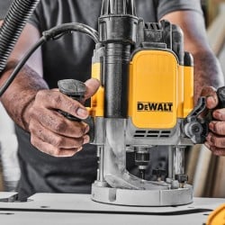 Frezarka górnowrzecio 6-12,7mm 2300W DeWalt DWE625