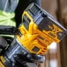 Frezarka górnowrzecionowa DEWALT DCW604N 18V 8mm