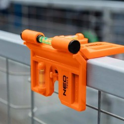 Poziomnica do słupków NEO TOOLS 71-003 ruchoma 209 mm
