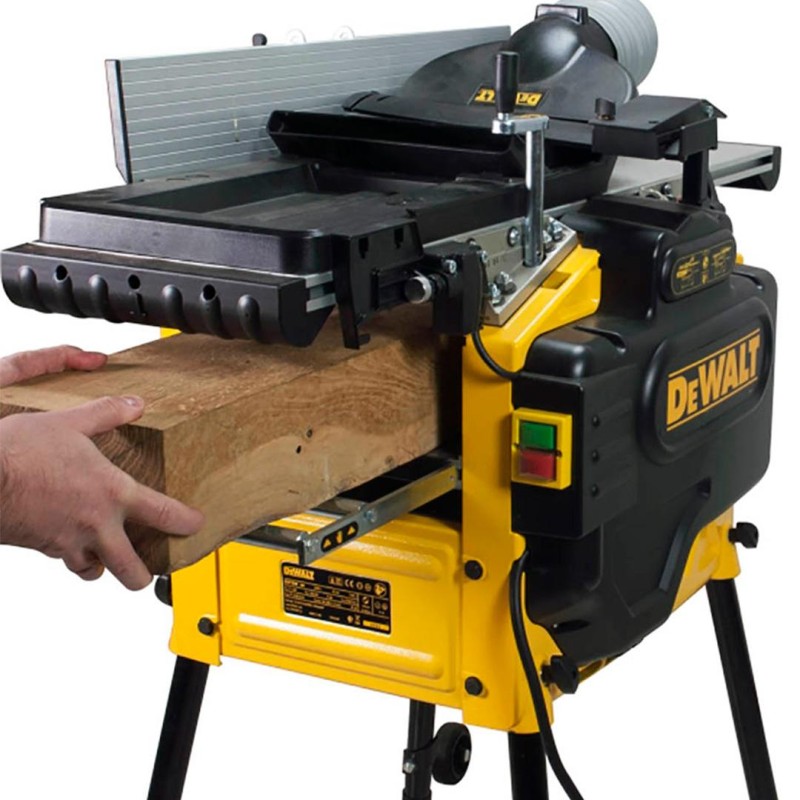 Strugarka grubościowa i wyrównująca DeWALT D27300 2100W gł. strugania 3mm