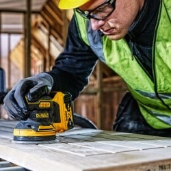 Szlifierka mimośrodowa DEWALT DCW210NT 18V 125mm