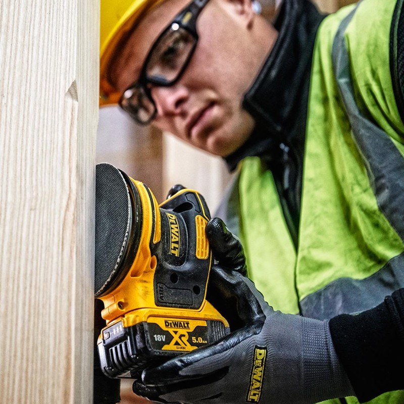 Szlifierka mimośrodowa DEWALT DCW210NT 18V 125mm