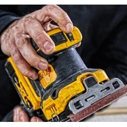 Szlifierka oscylacyjna 18V body DeWALT DCW200N-XJ