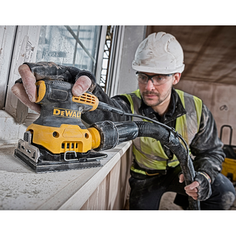 Szlifierka oscylacyjna DEWALT DWE6411 230W