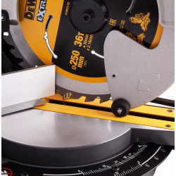 Pilarka ukośnica DeWALT DCS778N 250mm 54V BODY FV
