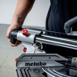 Pilarka ukośnica kapówka 216mm Metabo KGS 216 M