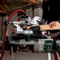 Pilarka ukośnica kapówka 216mm Metabo KGS 216 M