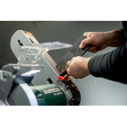 Szlifierka taśmowa Metabo BS 200 Plus 604220000 600W LED 200mm 2.7Nm