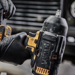 Gumowa osłona na klucz DCF899 DCF897 DCF900 DeWALT